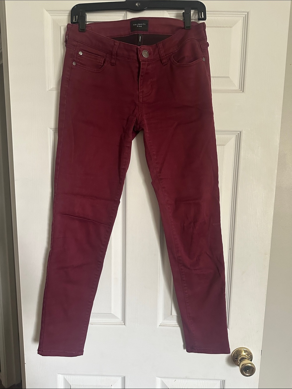 Celebrity Pink Women's Maroon Skinnies